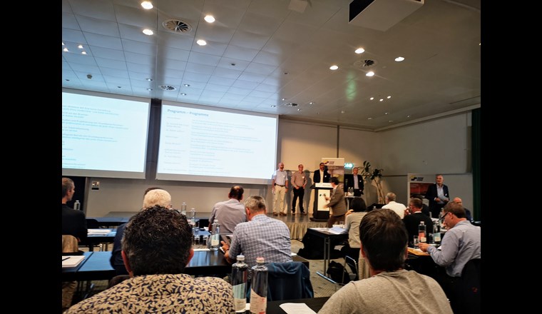 Am Ende jedes Themenblocks beantworteten die Referenten Fragen aus dem Publikum. (© SVGW)