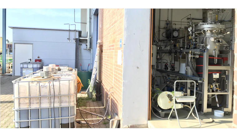 Die deutsche Firma microbEnergy hat mit Klärschlamm aus der ARA Reinach Laborversuche durchgeführt. Sie konnte zeigen, dass dieses Substrat für die biologische Methanisierung geeignet ist. (Foto: microbEnergy)