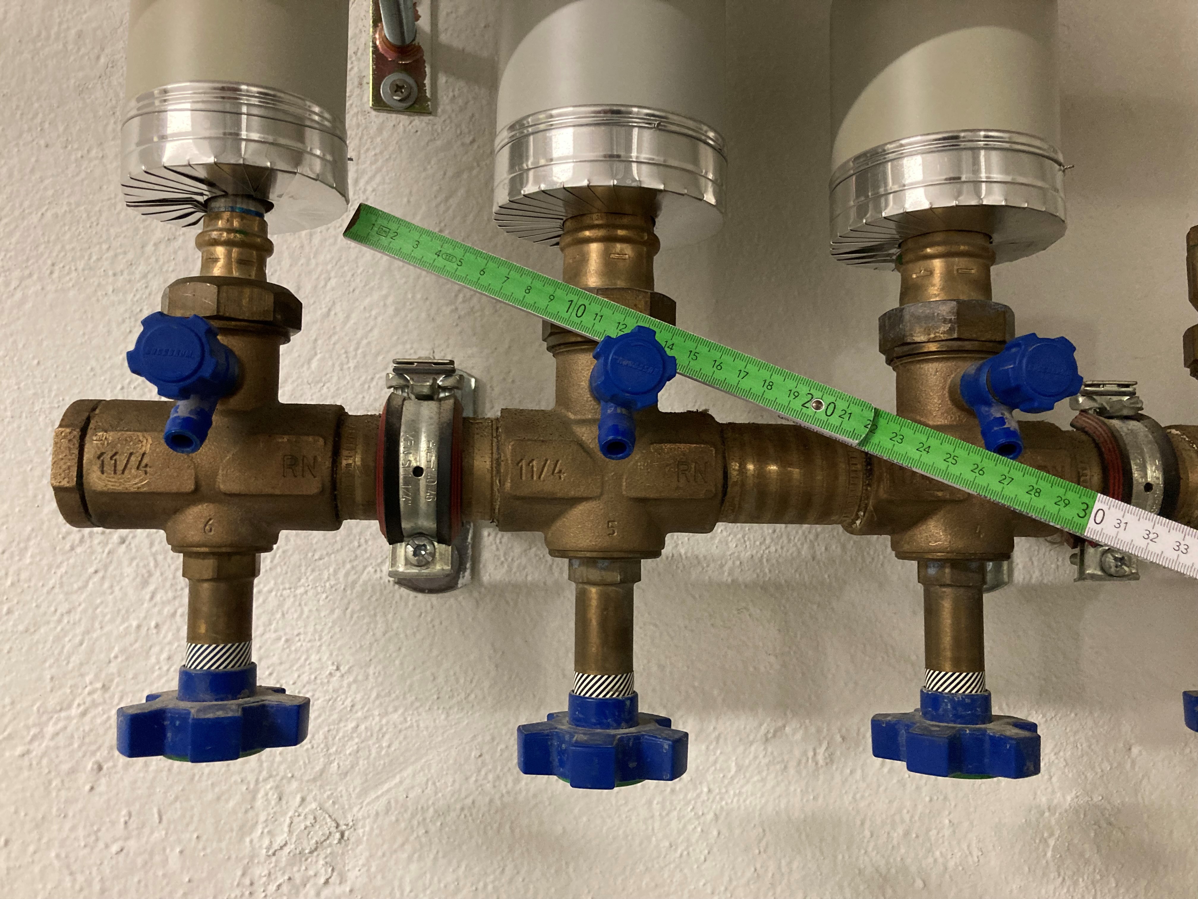 Mit der Entwicklung des Lehrgangs unterstreicht der SVGW die Wichtigkeit
der Installationskontrolle. Das Ausbildungskonzept wurde mit Fachvertretern und dem SBFI erarbeitet.
 (© SVGW)