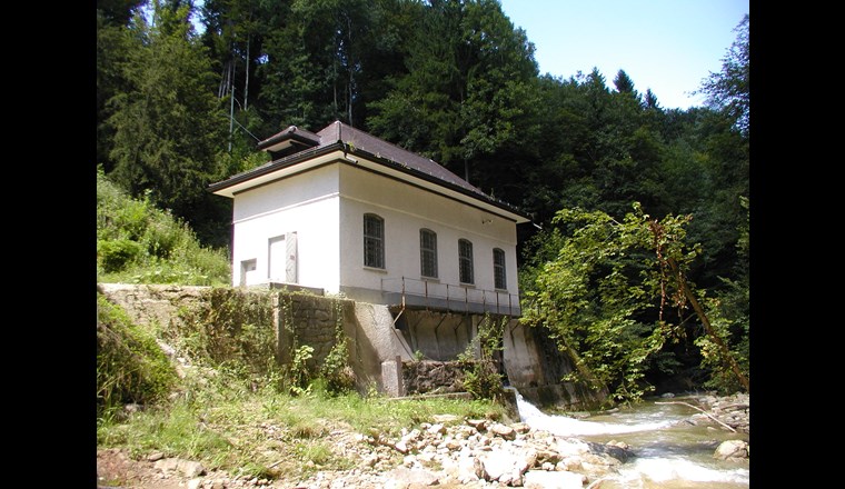 Turbinenhaus des Kleinwasserkraftwerks Hofen an der Steinach.